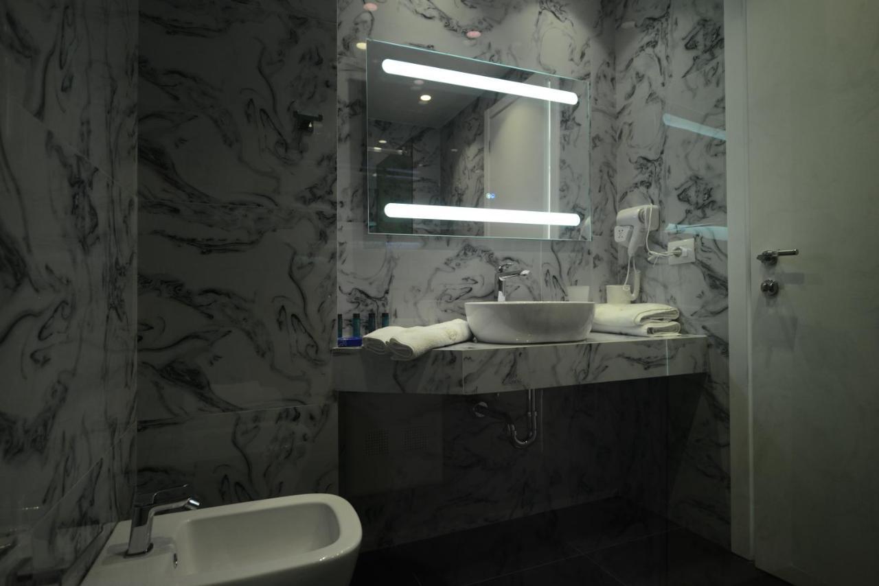 Ebbi Hotel เดอร์มี ภายนอก รูปภาพ
